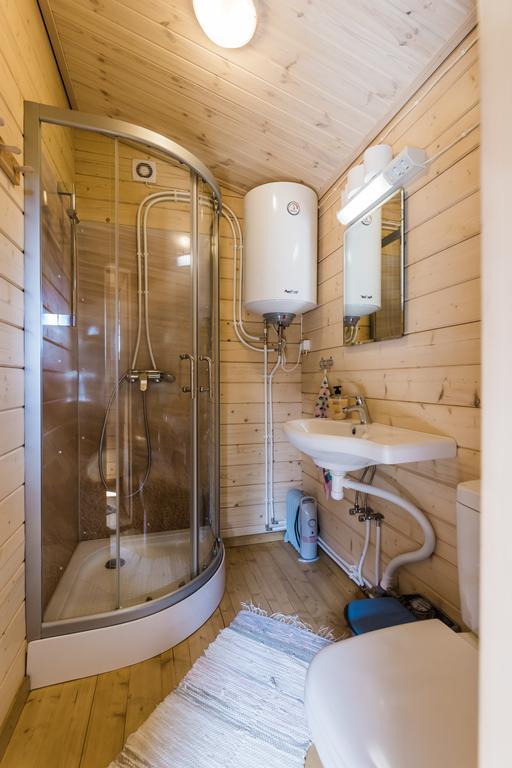 Reta Puhkemajad Villa Haapsalu Buitenkant foto