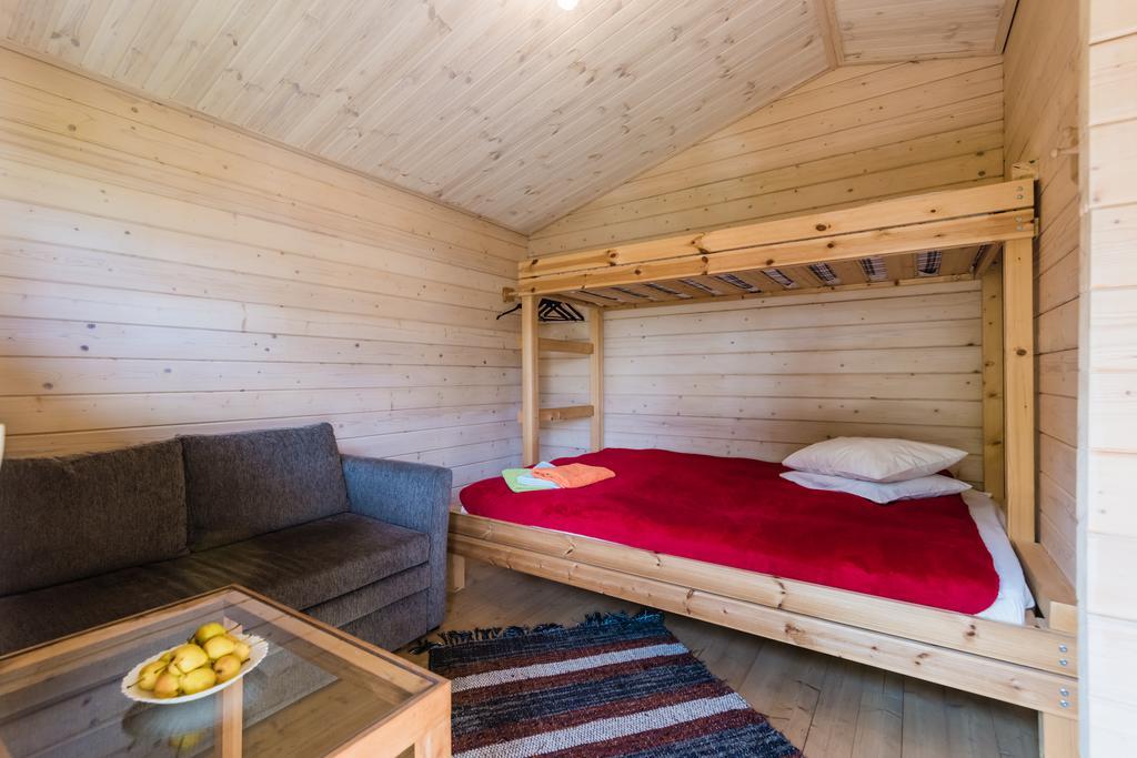 Reta Puhkemajad Villa Haapsalu Buitenkant foto