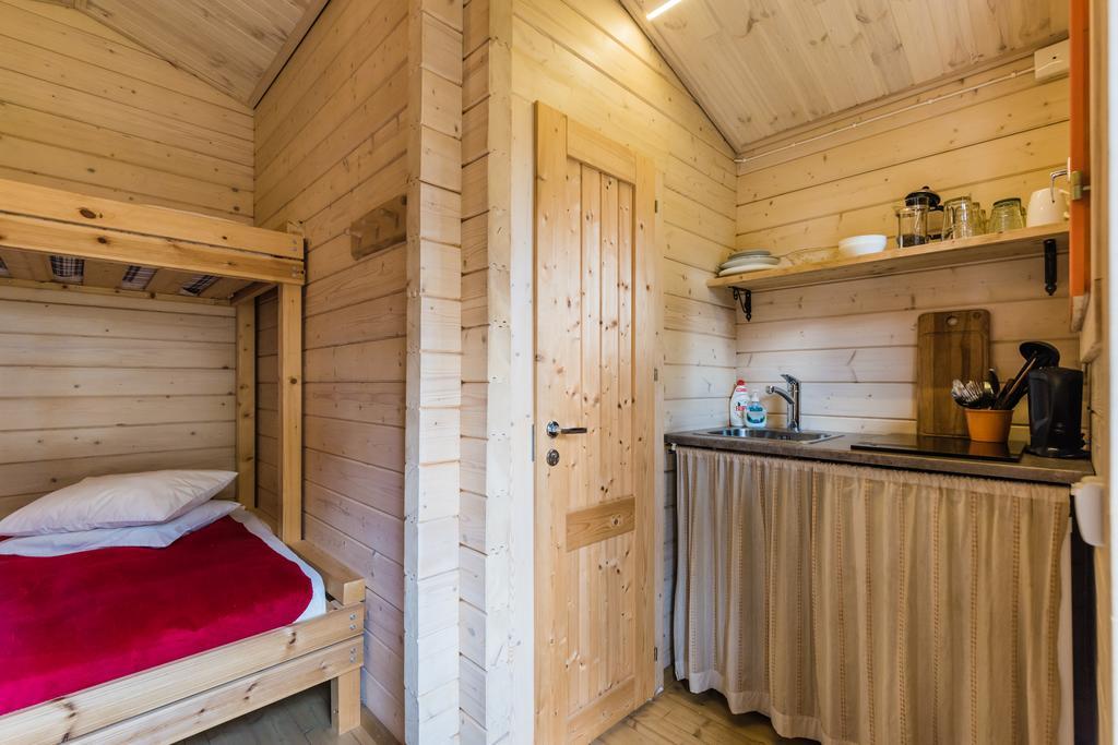 Reta Puhkemajad Villa Haapsalu Buitenkant foto