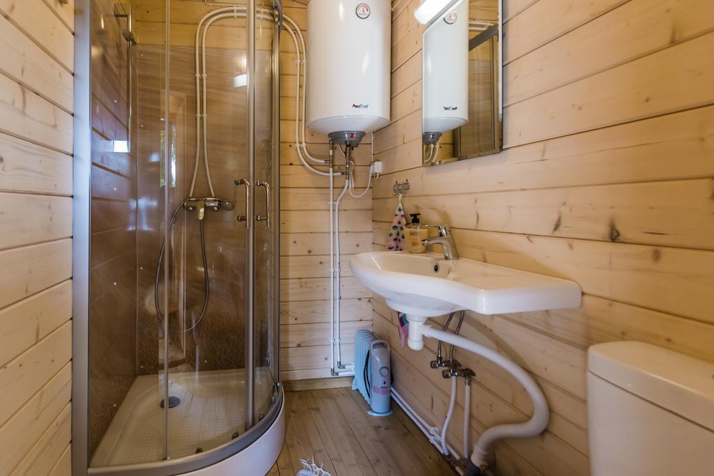 Reta Puhkemajad Villa Haapsalu Buitenkant foto